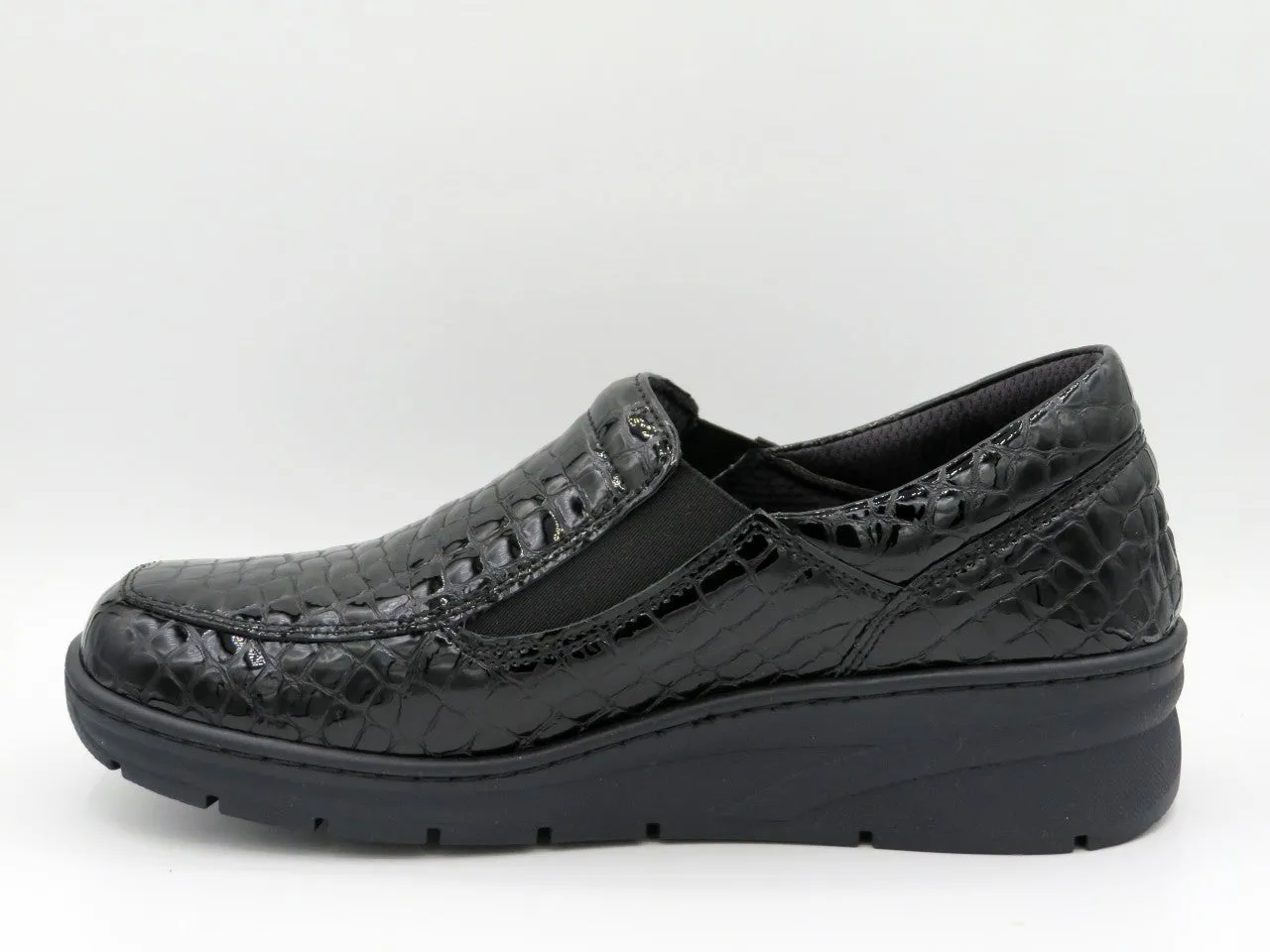 Softmode Wide-Fitting Slip-On Shoe - Croc Patent
